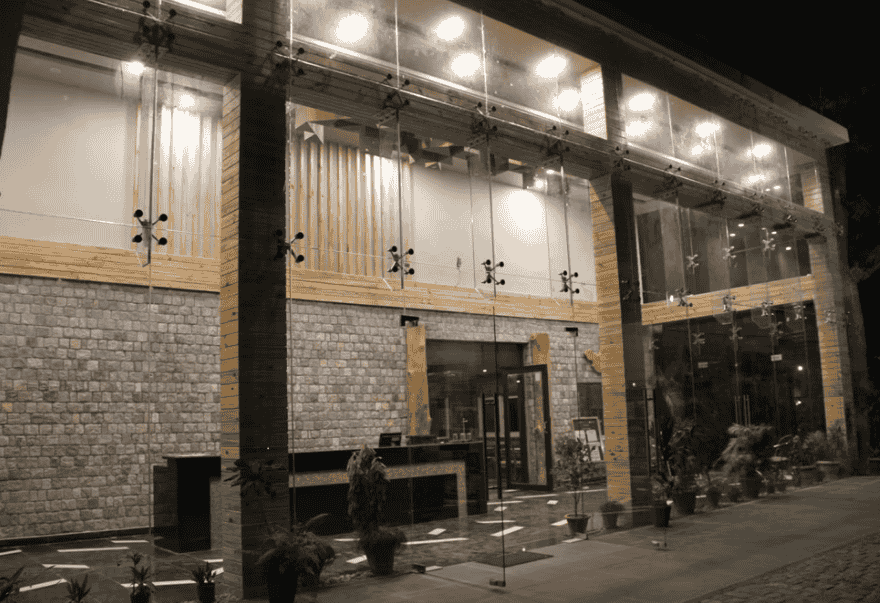 top hotel stays in jim corbett