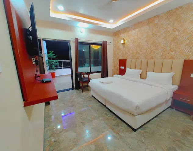 Avadh-Samrat-Resort-Ayodhya-executive-room