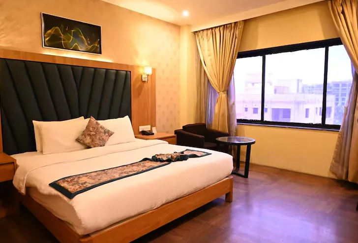 Fern Club lounge at The Fern Residency, Kolkata offering exclusive comfort and services