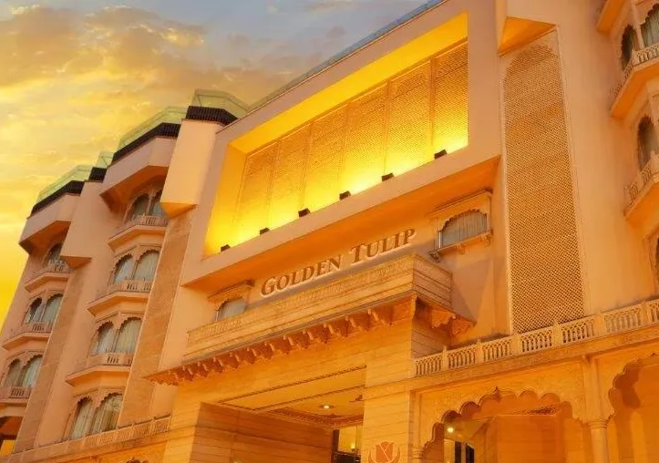 Golden-Tulip-Jaipur-facade