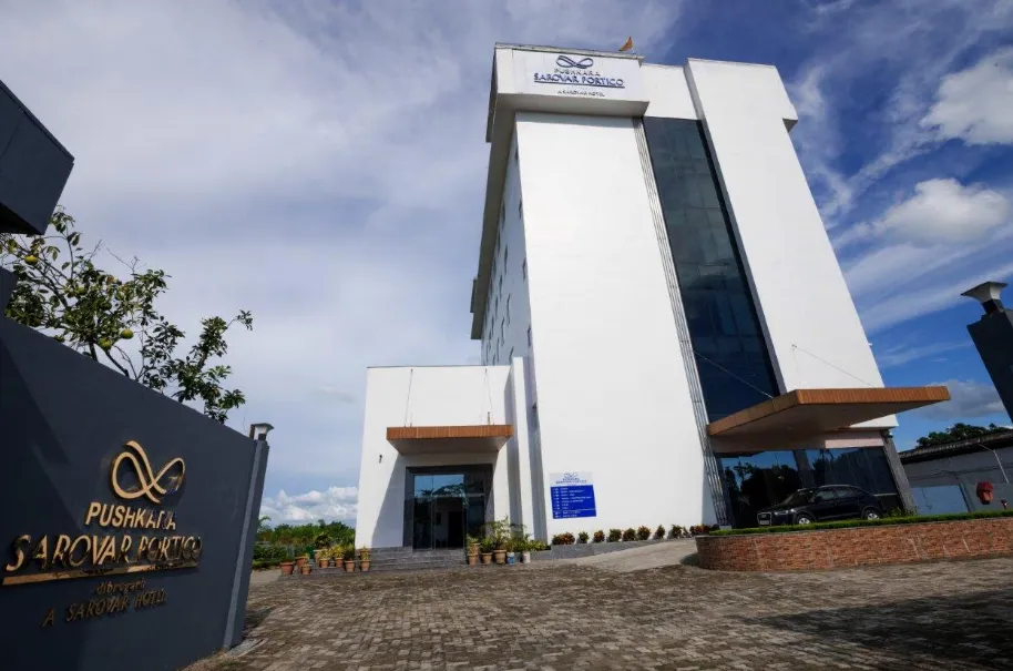 Hotel_Pushkara_Sarovar_Portico