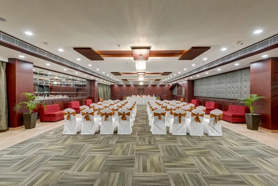 Hotel_The_Fern_Residency_banquet