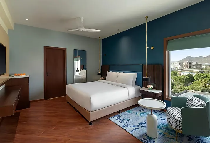 Ramada-Encore-By-Wyndham-Udaipur-superior-room-kingbed