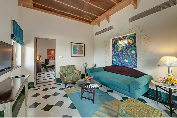 Suite Villa, Separate Living Room, Central Courtyard View