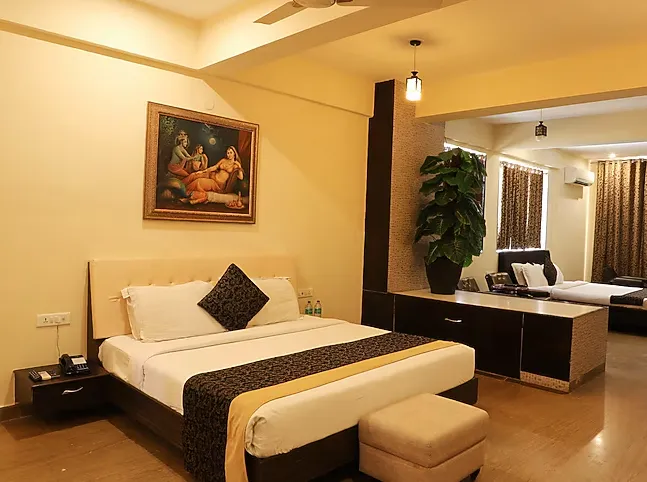 Regenta-Central-Mewargarh-udaipur-family-suite