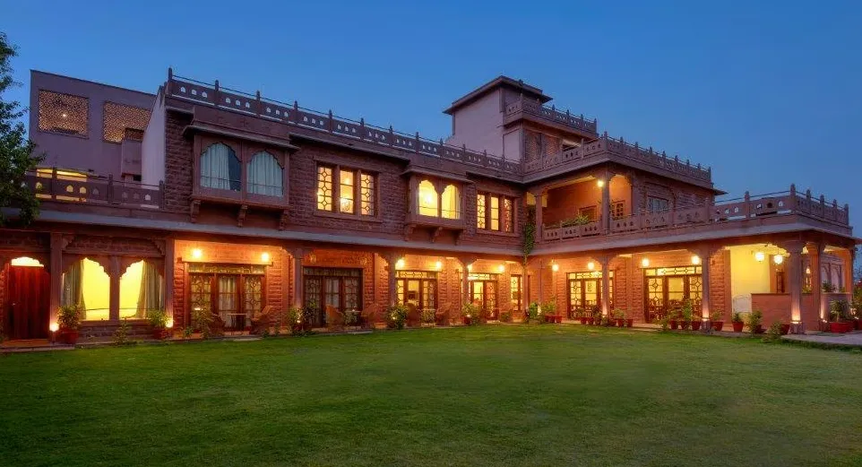Treehouse-Rajbagh-Jodhpur-facade