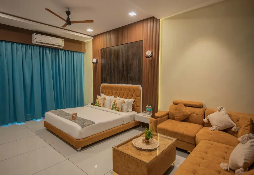 Clarks-Collection-Brahmas-Resort-Pushkar-gardenview-doublebed