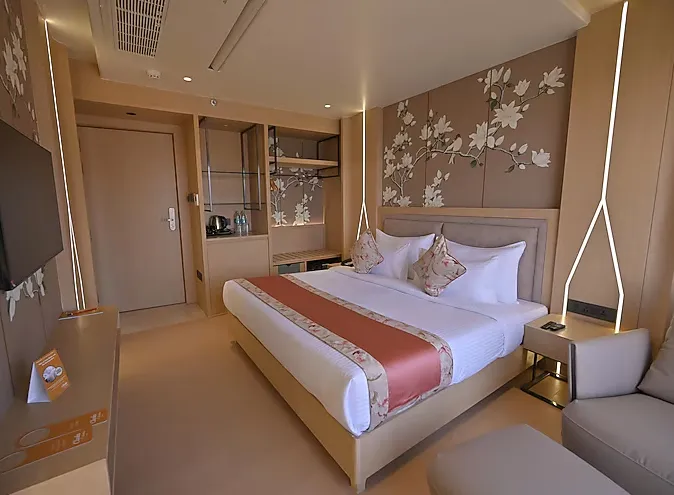 Deluxe Room with Mountain View and King Bed at Clarks Collection Grand Sapphire Ajmer with window view