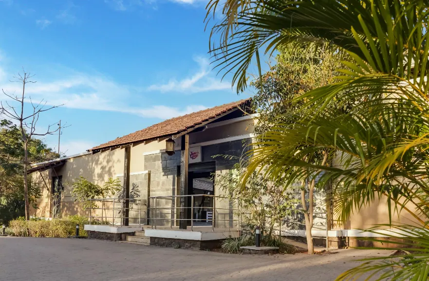 Club-Mahindra-Resort-lonavala-facade