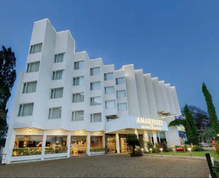 Hotel-Amarpree-Aurangabad-facade