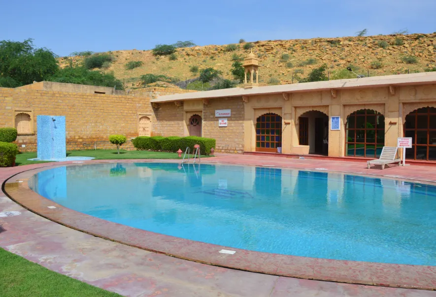 Hotel-Jaisalmer-Inn-Jaisalmer-swimmingpool