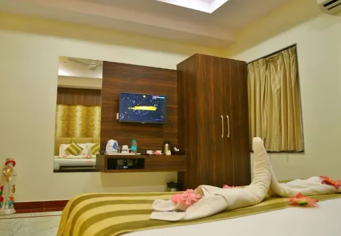 Hotel-Shiv-Vilas-Palace-deluxe-room