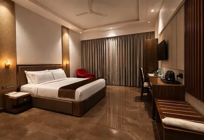 Hotel-the-White-Season-Bhilwara-suiterooms