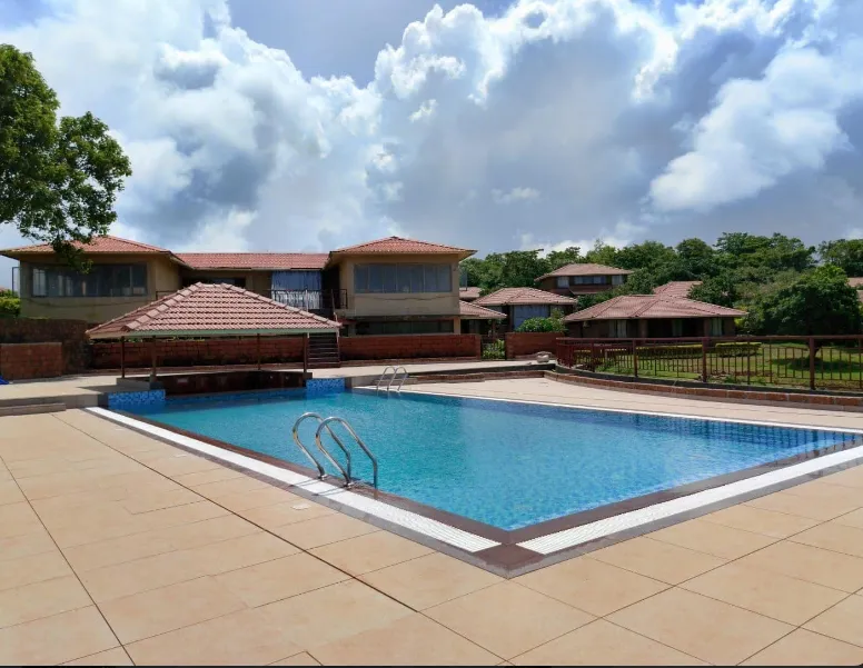 Mango-Village-Resort-Guhagar-swimmingpool