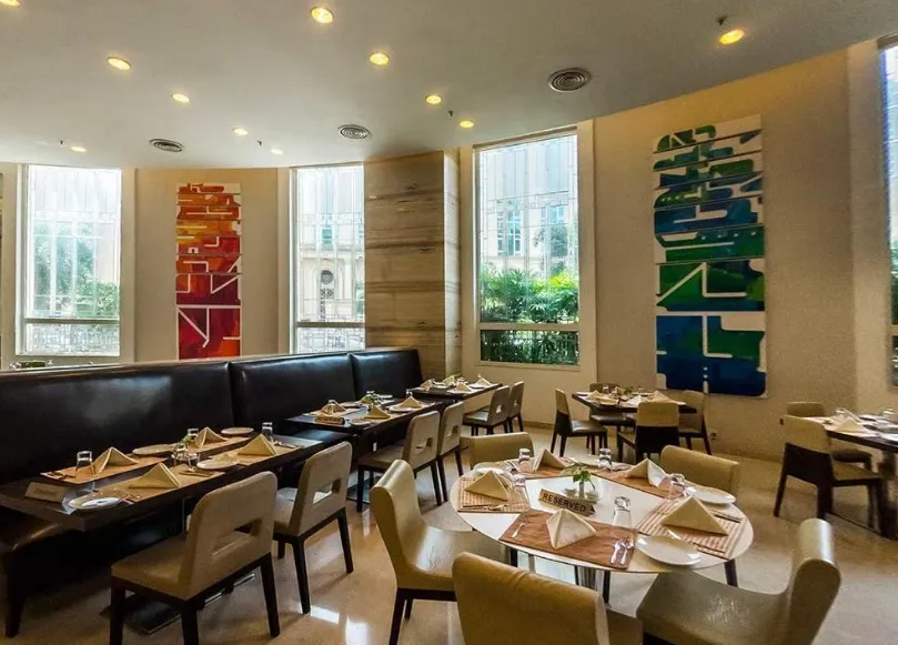 Meluha-The-Fern-Mumbai-Powai-restaurant