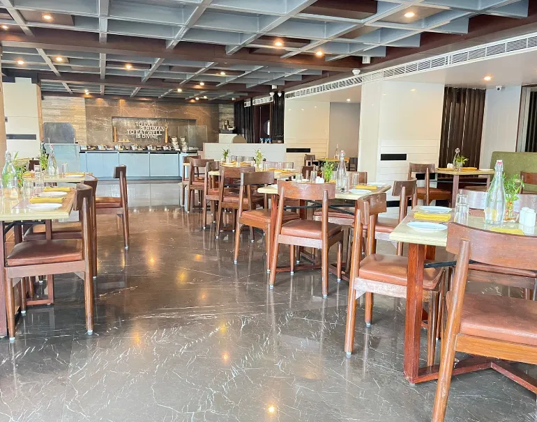 Paradigm-Sarovar-Portico-Kakinada-restaurant