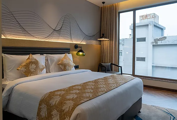 Ramada-Encore-By-Wyndham-Bhiwadi-mobile-hearing-accessible-room