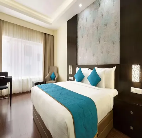 Ramada-by-Wyndham-Jamshedpur-accessible-kingbed-nonsmoking