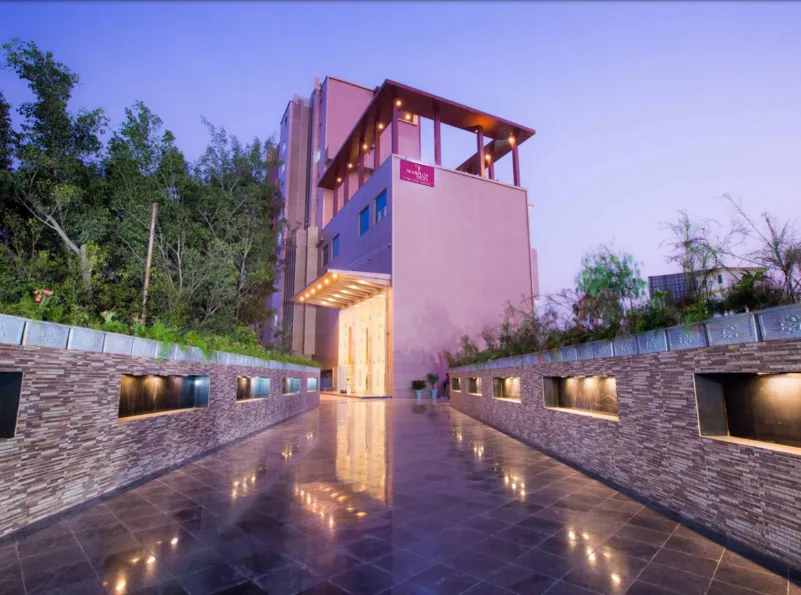 Regenta-Central-Grand-Exotica-Pune-facade