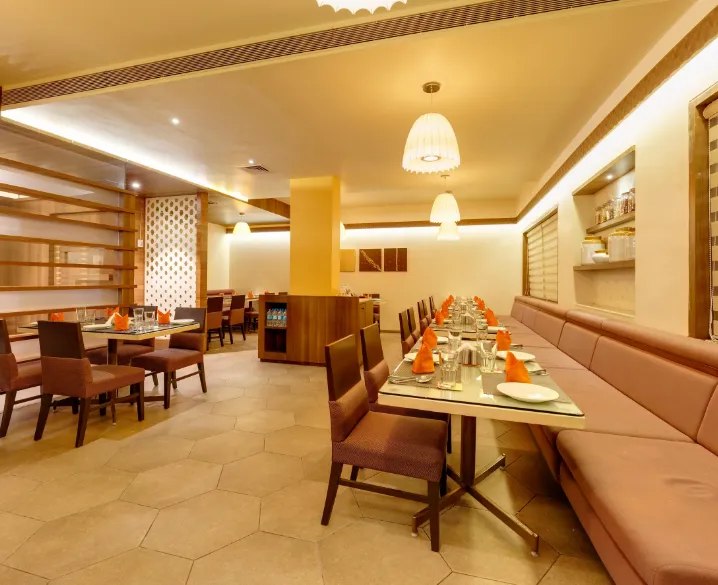 Regenta-Place-Raysons-Kohlapur-restaurant