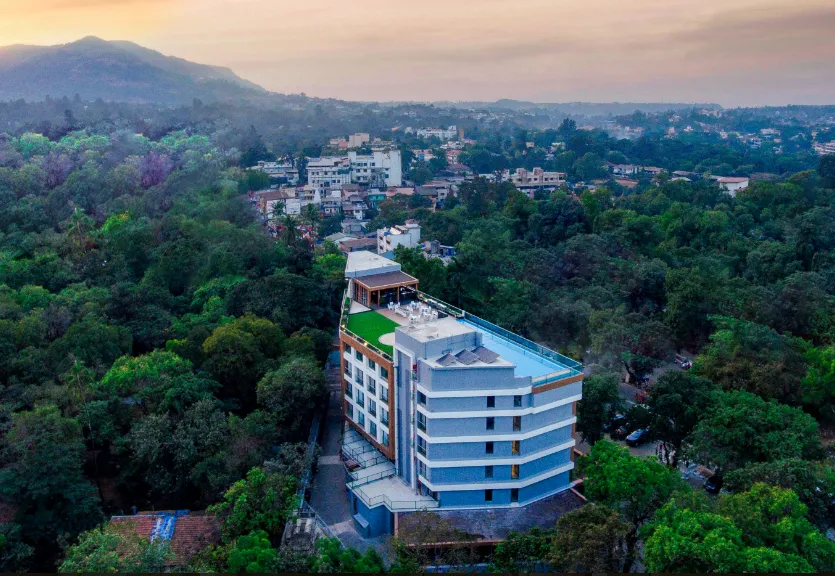 Regenta-SGS-Greenotel-Lonavala-entrance