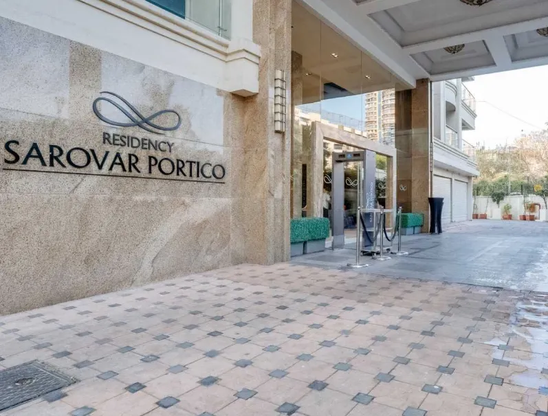 Residency-Sarovar-Portico-Goregaon-entrance