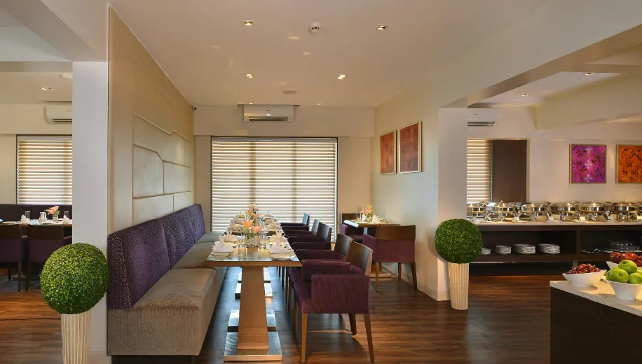 Residency-Sarovar-Portico-Goregaon-restaurant