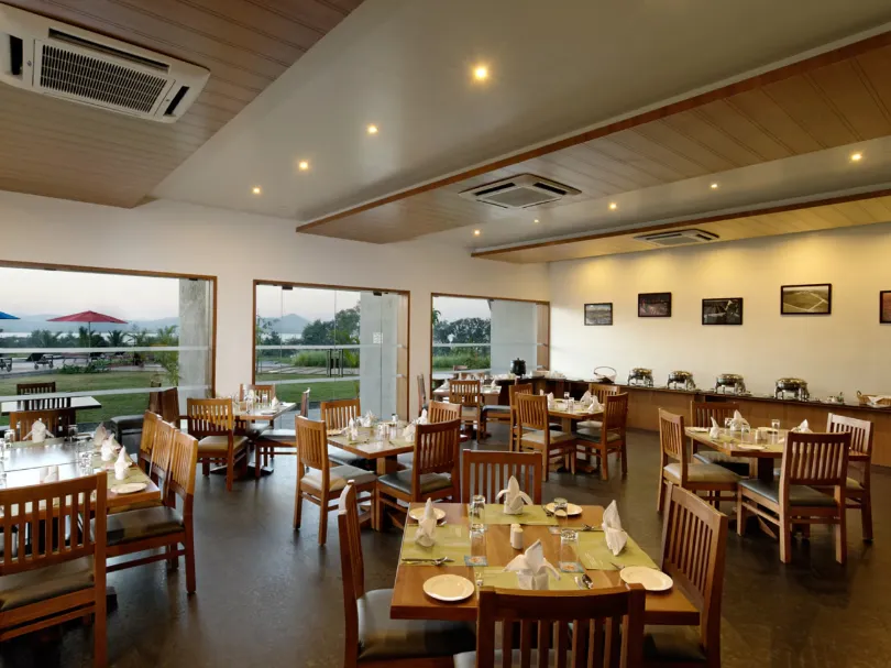 Soma-Vine-Village-Nashik-restaurant.