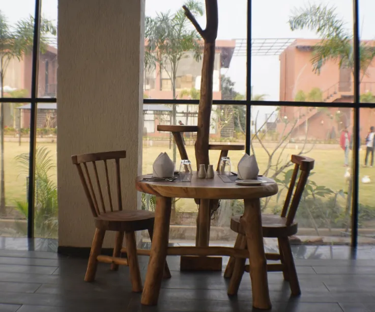 The-Fern-Heaven-on-The-Hills-restaurant