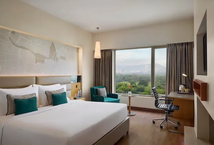 The-Fern-Mumbai-Goregaon-wintergreen-premiumroom-2twinbed