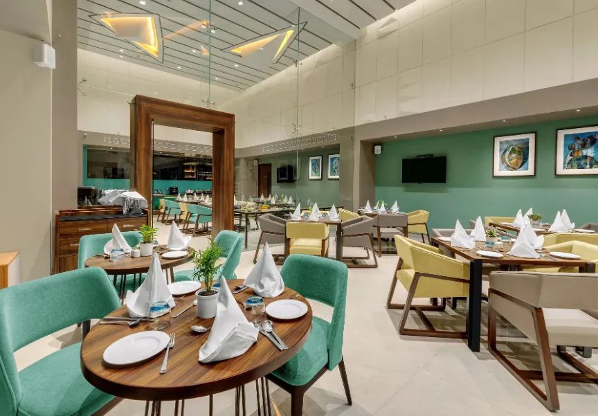 The-Fern-Residency-Karad-resaurant