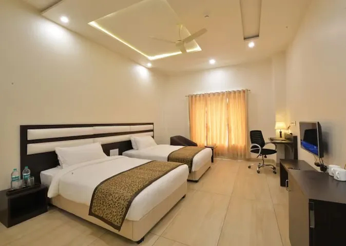 The-Fern-Residency-Parbhani-hazelsuite