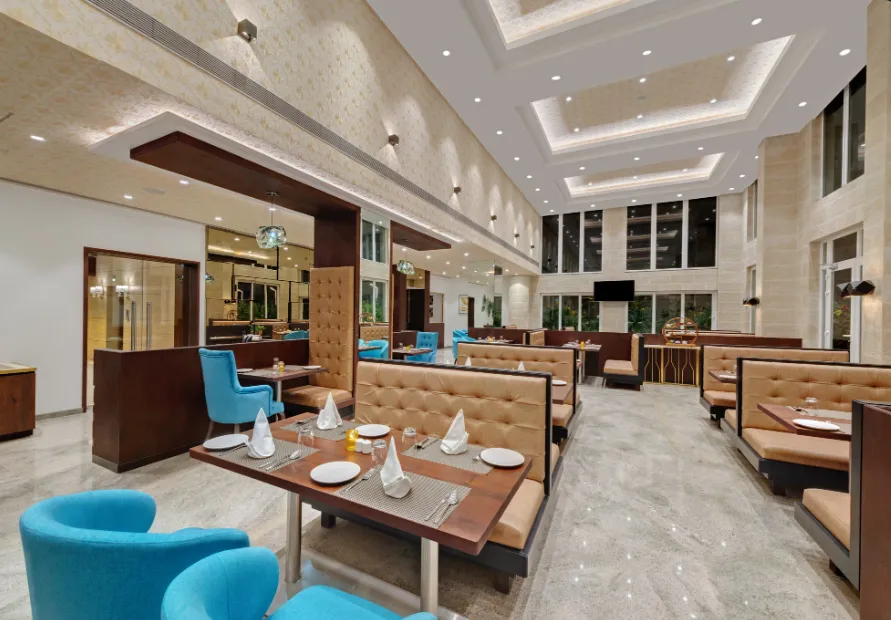 The-Fern-Residency-Satara-diningarea