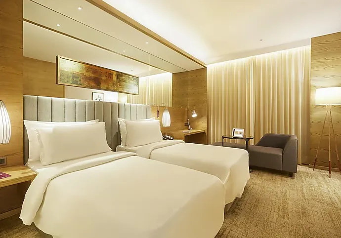 The-Residency-Towers-Chennai-premier-family-room