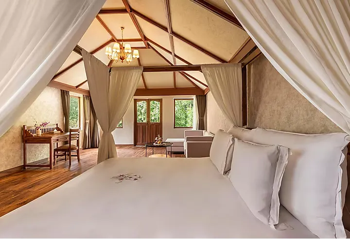 ZANA-Forest-Resort-Ranthambore-luxury-tigers-cottage-with-private-garden