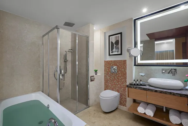 Best-Western-Plus-Indore-deluxe-room-suite