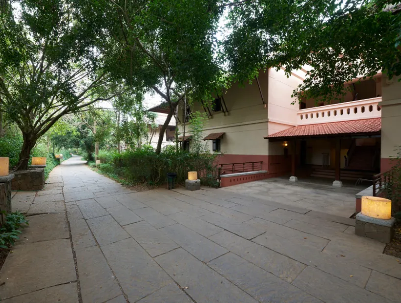 Club-Mahindra-Madikeri-Resort-and-SPA-facade