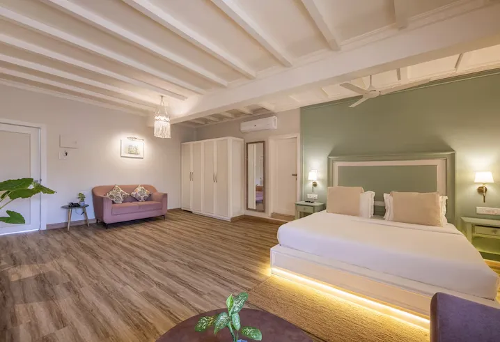 Echo-Samara-executive-suite