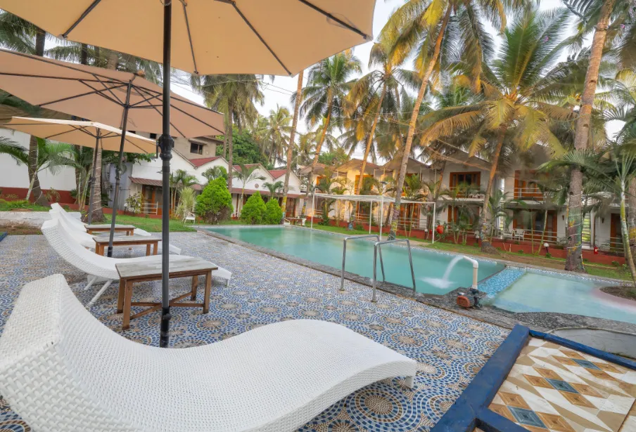 Echor-La-Blanca-Resort-Mandrem-swimmingpool