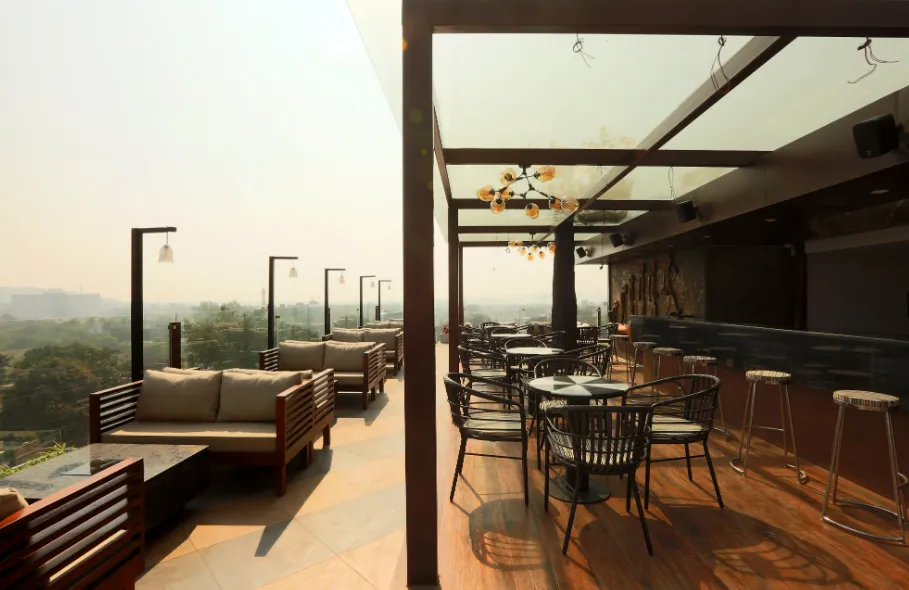 Fairyland-Clarks-Inn-Bhopal-outdoor
