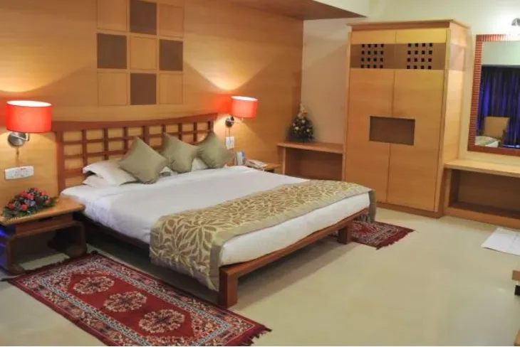 La-Paz-Gardens-Beacon-deluxe-suite