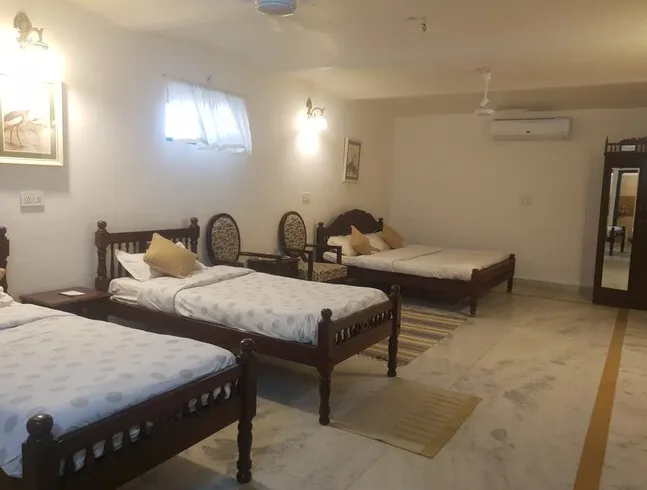 Maangarh-AM-Hotel-Kollection-heritage-suite