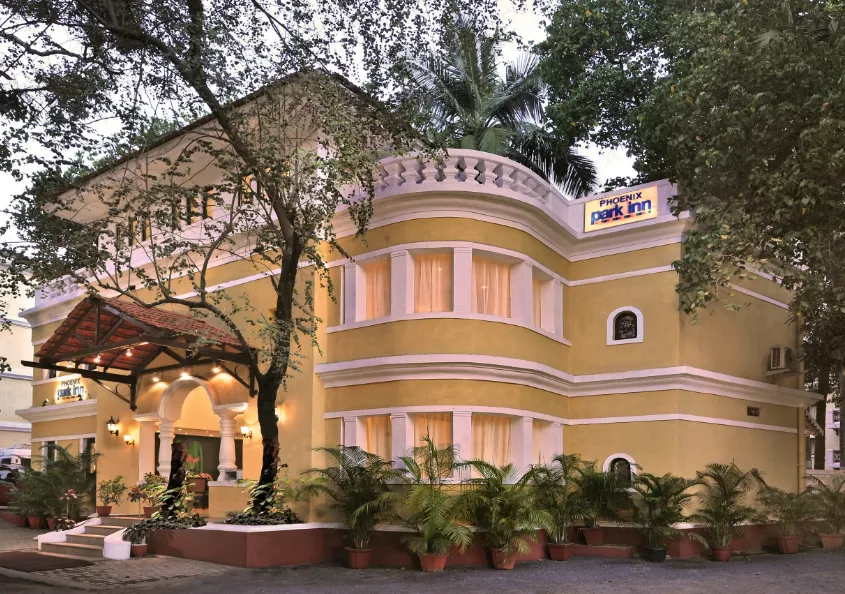 Park-Inn-by-Radisson-Goa-Candolim-entrance