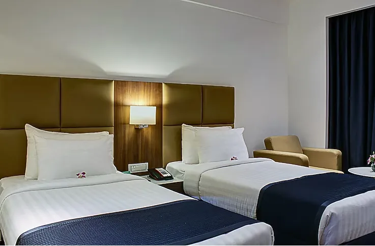 Ramada-Encore-by-Wyndham-deluxe-twin