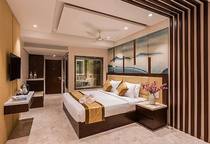 Regenta-Central-Imperial-Candolim-deluxe-room-with-balcony