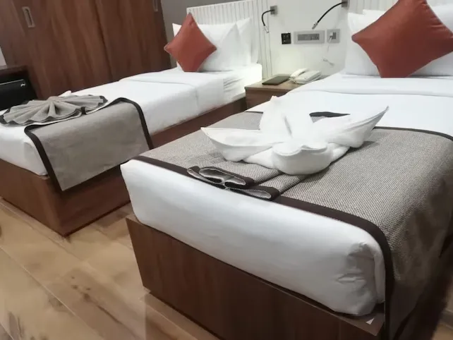 Regenta-Inn-Grand-ORR-deluxetwinroom