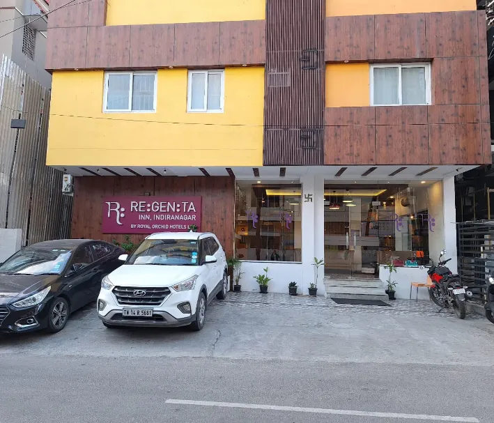 Regenta-Inn-Indiranagar-entrance
