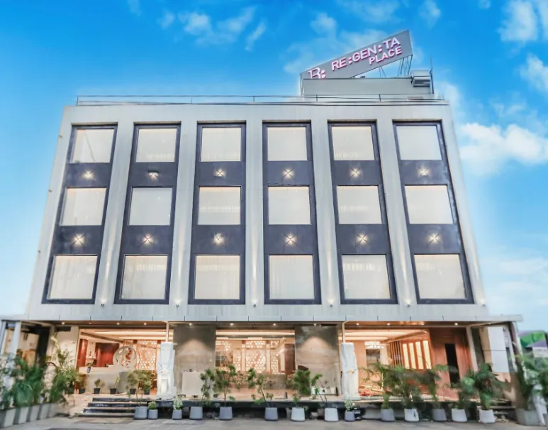 Regenta-Palace-Bhopal-facade