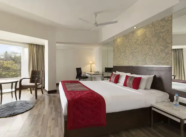 Regenta-Place-deluxe-room