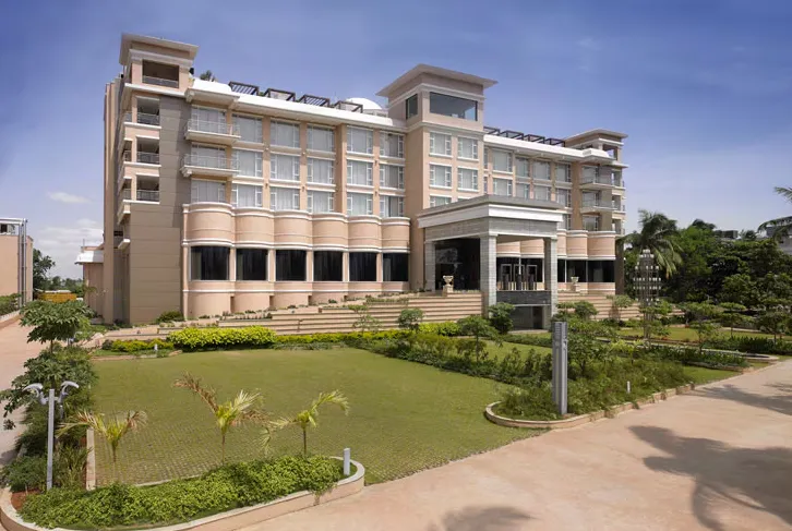 Royal-Orchid-Central-Kireeti-facade